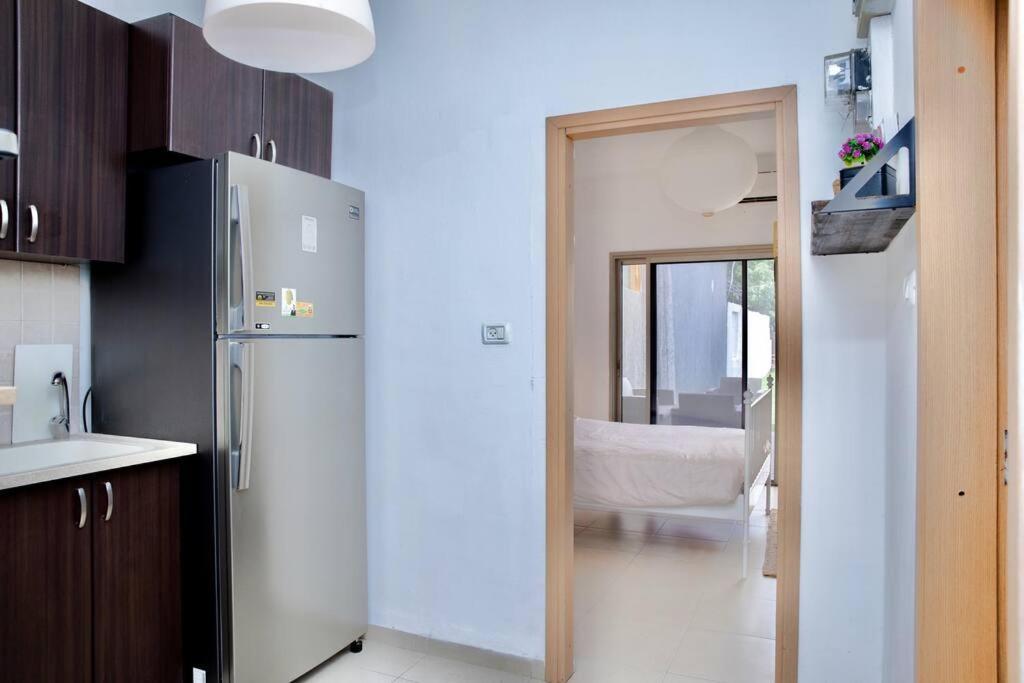 Homey Apartment Near The Beach Hadera Exterior foto